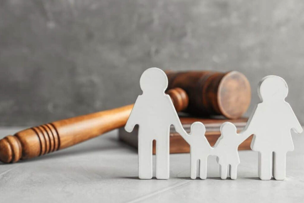 الجرائم الإلكترونية 1024x683 1 03